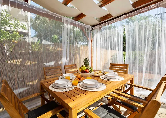 Maximos House *