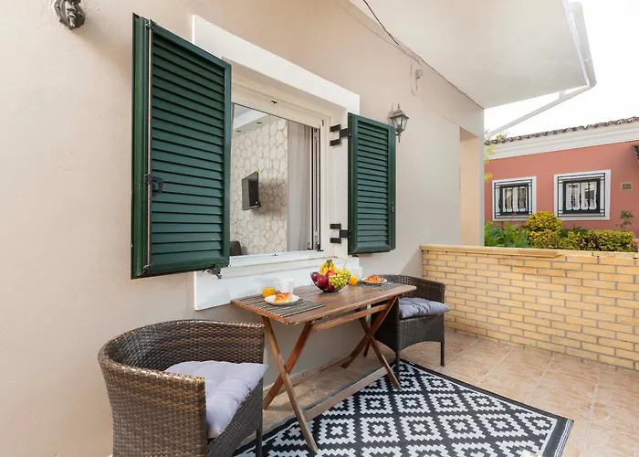 Maximos House