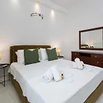 Maximos House Tatil Evi *