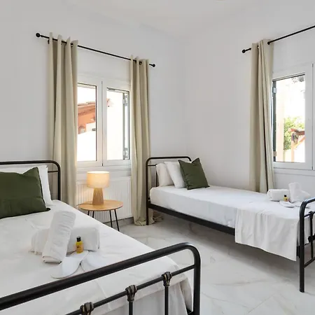 Holiday home Maximos House