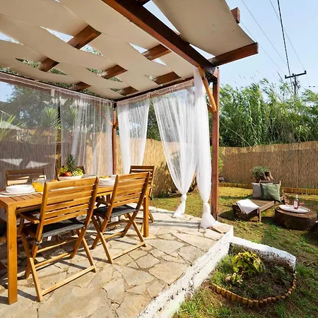 Maximos House