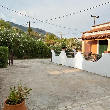Maximos House 度假居 阿普索斯